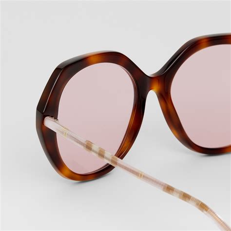 burberry shnglasses